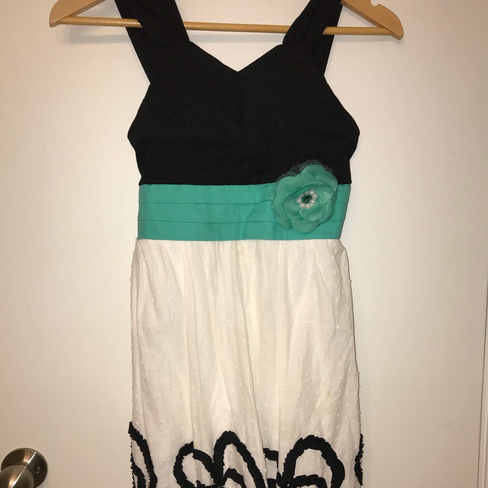 Girls fancy white and green flower dress